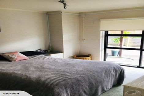 Photo of property in 33a Kauri Road, Stanmore Bay, Whangaparaoa, 0932