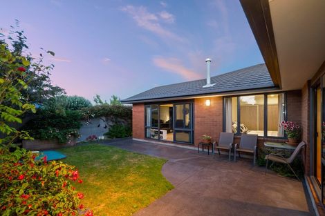 Photo of property in 82 Middleton Road, Upper Riccarton, Christchurch, 8041