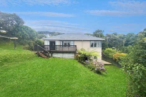 Photo of property in 3 Montgomery Avenue, Karori, Wellington, 6012