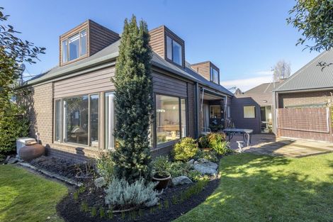 Photo of property in 1/247 Maidstone Road, Avonhead, Christchurch, 8042