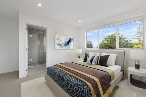 Photo of property in 2a Northgrove Avenue, Hillcrest, Auckland, 0627