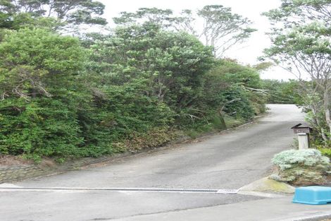 Photo of property in 6 Robert Street, Newlands, Wellington, 6037