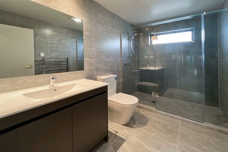 Photo of property in 46a Tiroroa Avenue, Te Atatu South, Auckland, 0610