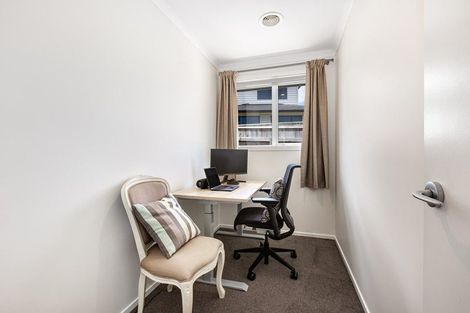 Photo of property in 9 Wairau Lane, Aotea, Porirua, 5024