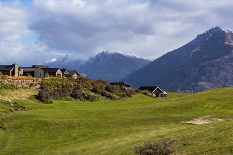 Photo of property in 6b Kinross Lane, Jacks Point, Queenstown, 9371