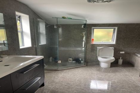 Photo of property in 38a Archers Road, Glenfield, Auckland, 0629