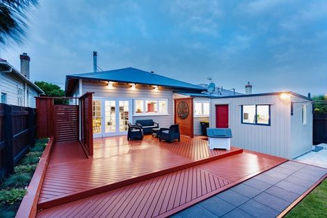 Photo of property in 33 Oakland Street, Andersons Bay, Dunedin, 9013