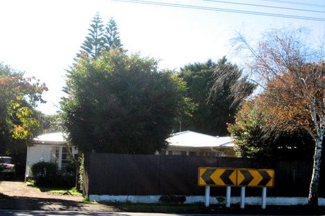 Photo of property in 105 Russell Road, Manurewa, Auckland, 2102