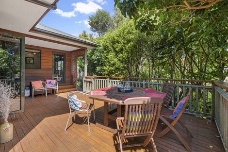 Photo of property in 9 Grovenor Drive, Orewa, 0931