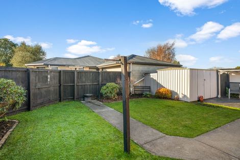 Photo of property in 1/310 Main North Road, Redwood, Christchurch, 8051