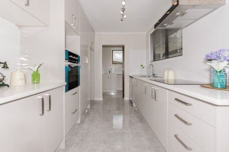 Photo of property in 68 Friesian Drive, Mangere, Auckland, 2022