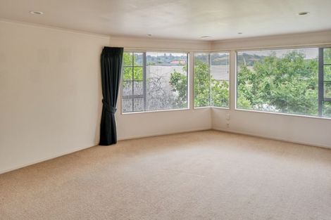 Photo of property in 14 Musket Lane, Whitby, Porirua, 5024