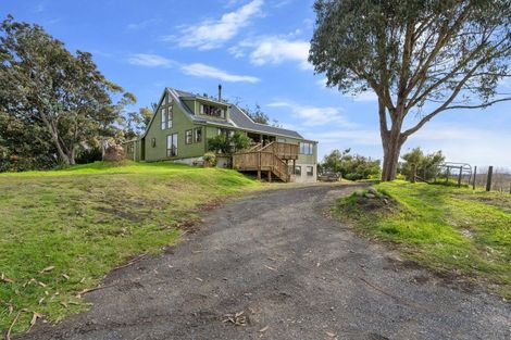 Photo of property in 35 Old Coach Road South, Otaki Beach, Otaki, 5512
