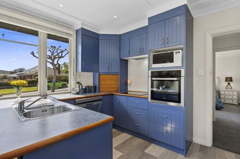 Photo of property in 1 Centennial Avenue, Helensburgh, Dunedin, 9010