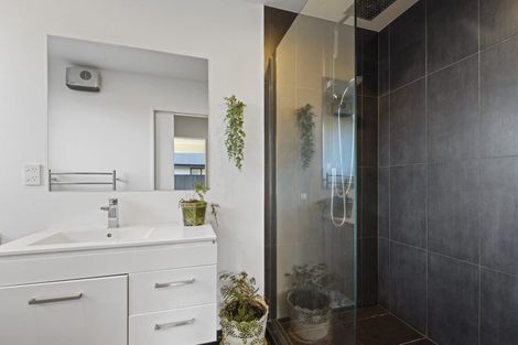 Photo of property in 36 Aroha Street, Pegasus, 7612