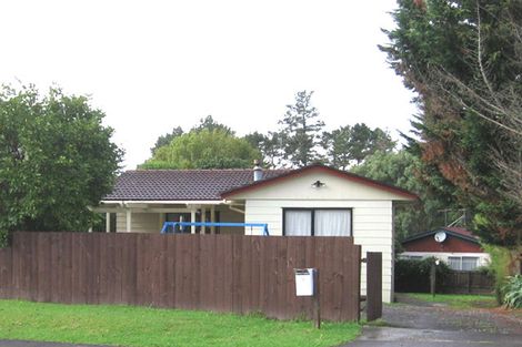 Photo of property in 5 Quincey Place, Massey, Auckland, 0614