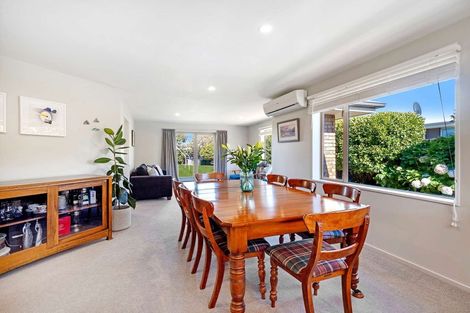 Photo of property in 23 Cairnbrae Drive, Prebbleton, 7604
