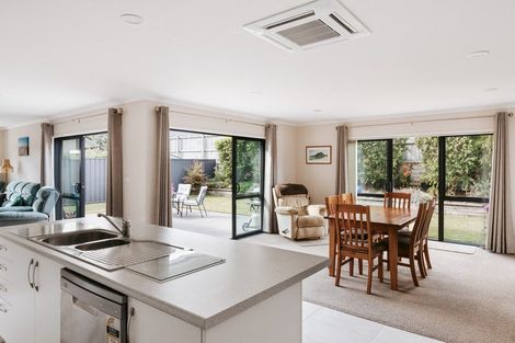 Photo of property in 250 Hamurana Road, Omokoroa, 3114