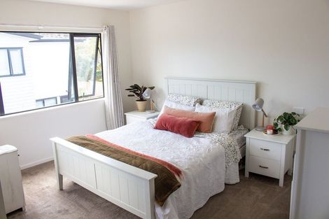 Photo of property in 68c Donovan Avenue, Massey, Auckland, 0614