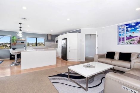 Photo of property in 37 Poike Road, Hairini, Tauranga, 3112