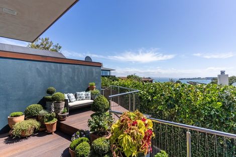 Photo of property in 67 Harbour View Road, Omokoroa, 3114