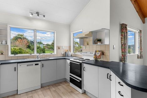 Photo of property in 17 Scenic Rise, Maunu, Whangarei, 0179