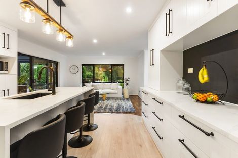 Photo of property in 48 Shelter Drive, Greenhithe, Auckland, 0632