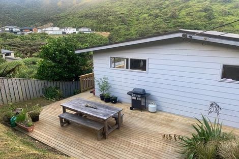 Photo of property in 20f1 Doris Gordon Crescent, Crofton Downs, Wellington, 6035