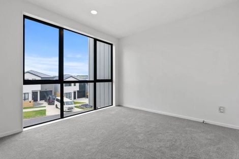 Photo of property in 5a Frontier Lane, Flat Bush, Auckland, 2019