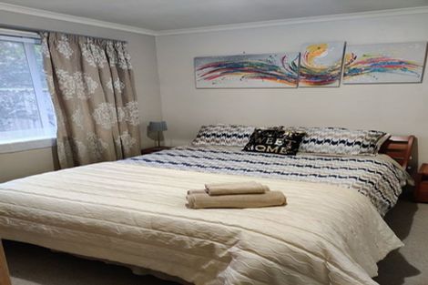 Photo of property in 404a Te Atatu Road, Te Atatu Peninsula, Auckland, 0610