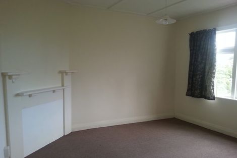 Photo of property in 18 Garden Road, Northland, Wellington, 6012