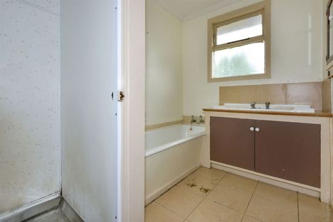 Photo of property in 18 Rowan Avenue, Aranui, Christchurch, 8061