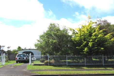 Photo of property in 5 Denver Avenue, Sunnyvale, Auckland, 0612