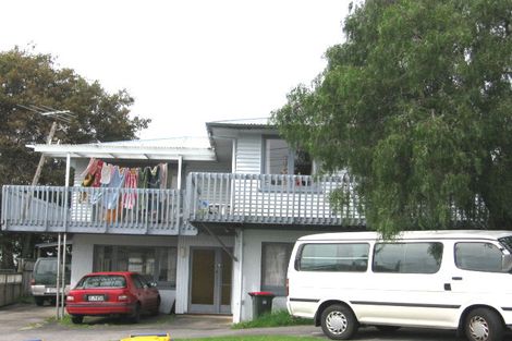 Photo of property in 19 Statesman Street, Henderson, Auckland, 0612