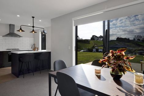 Photo of property in 191 Turuturu Road, Hawera, 4674