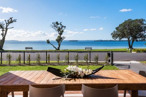 Photo of property in 15 Shelly Beach Parade, Cockle Bay, Auckland, 2014