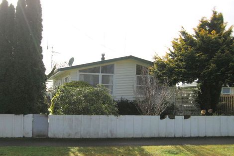 Photo of property in 12 Oban Avenue, Glenview, Hamilton, 3206