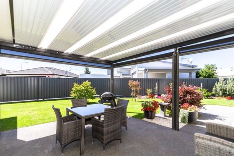 Photo of property in 12 Rotoiti Way, Poraiti, Napier, 4112