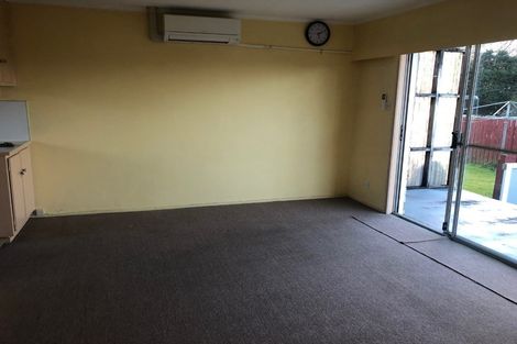 Photo of property in 2/8 Margaret Road, Papatoetoe, Auckland, 2025