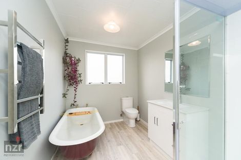 Photo of property in 11 Montagu Street, Feilding, 4702