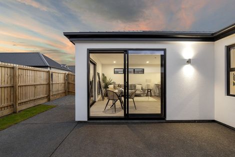 Photo of property in 28 John Gibb Street, Belfast, 8051