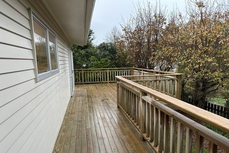 Photo of property in 33 Woolwich Close, Whitby, Porirua, 5024