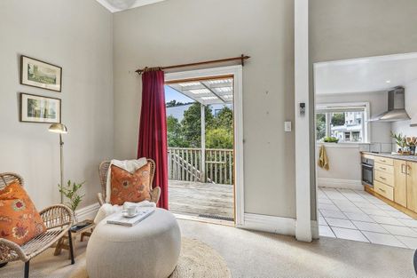 Photo of property in 491 Adelaide Road, Berhampore, Wellington, 6023