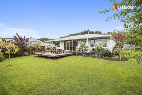 Photo of property in 298 Gladstone Road North, Mosgiel, 9092
