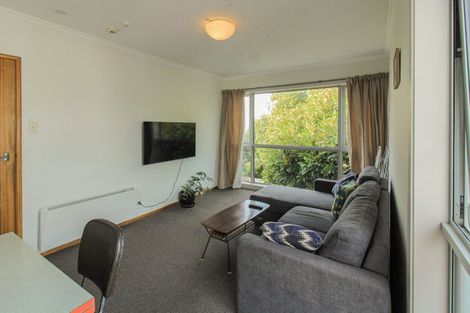 Photo of property in Victoria Court, 11/4u Queen Street, Mount Victoria, Wellington, 6011