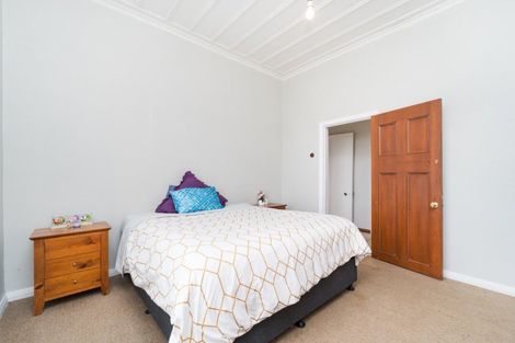 Photo of property in 13 Karaka Street, Tokomaru, Palmerston North, 4474
