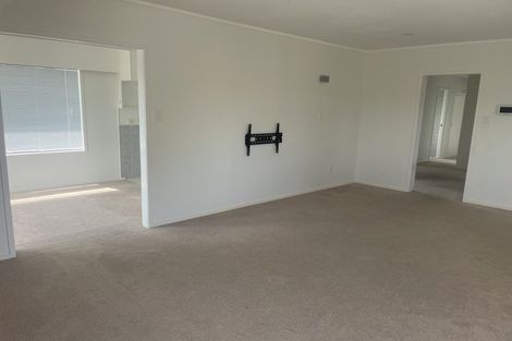 Photo of property in 48 Tauhinu Road, Greenhithe, Auckland, 0632
