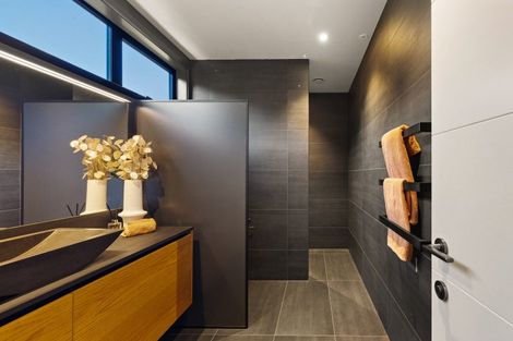 Photo of property in 8 Arran Lane, Jacks Point, Queenstown, 9371