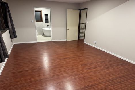 Photo of property in 70b Avonhead Road, Avonhead, Christchurch, 8042