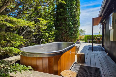 Photo of property in 17 D'archiac Drive, Lake Tekapo, 7999